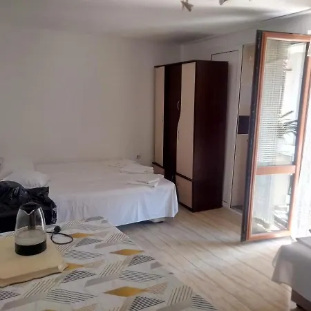 Farlalievi 3* Σωζόπολη